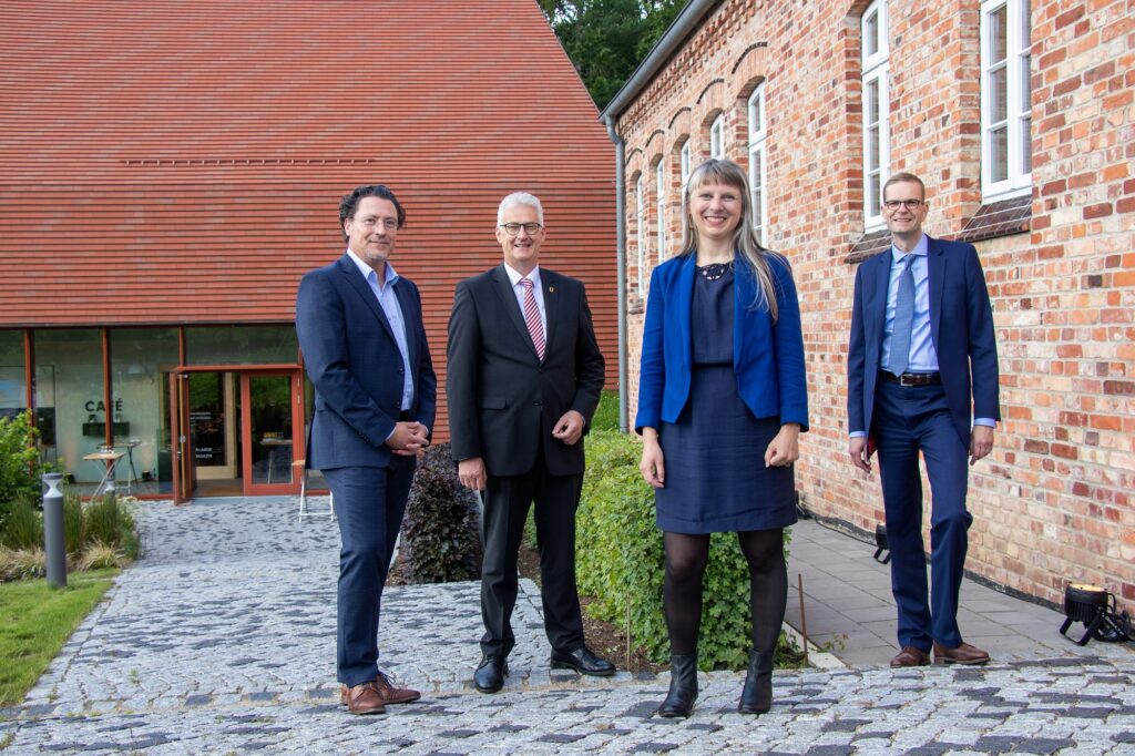 Übergabe Museumspreis, Foto: Kreissparkasse Syke