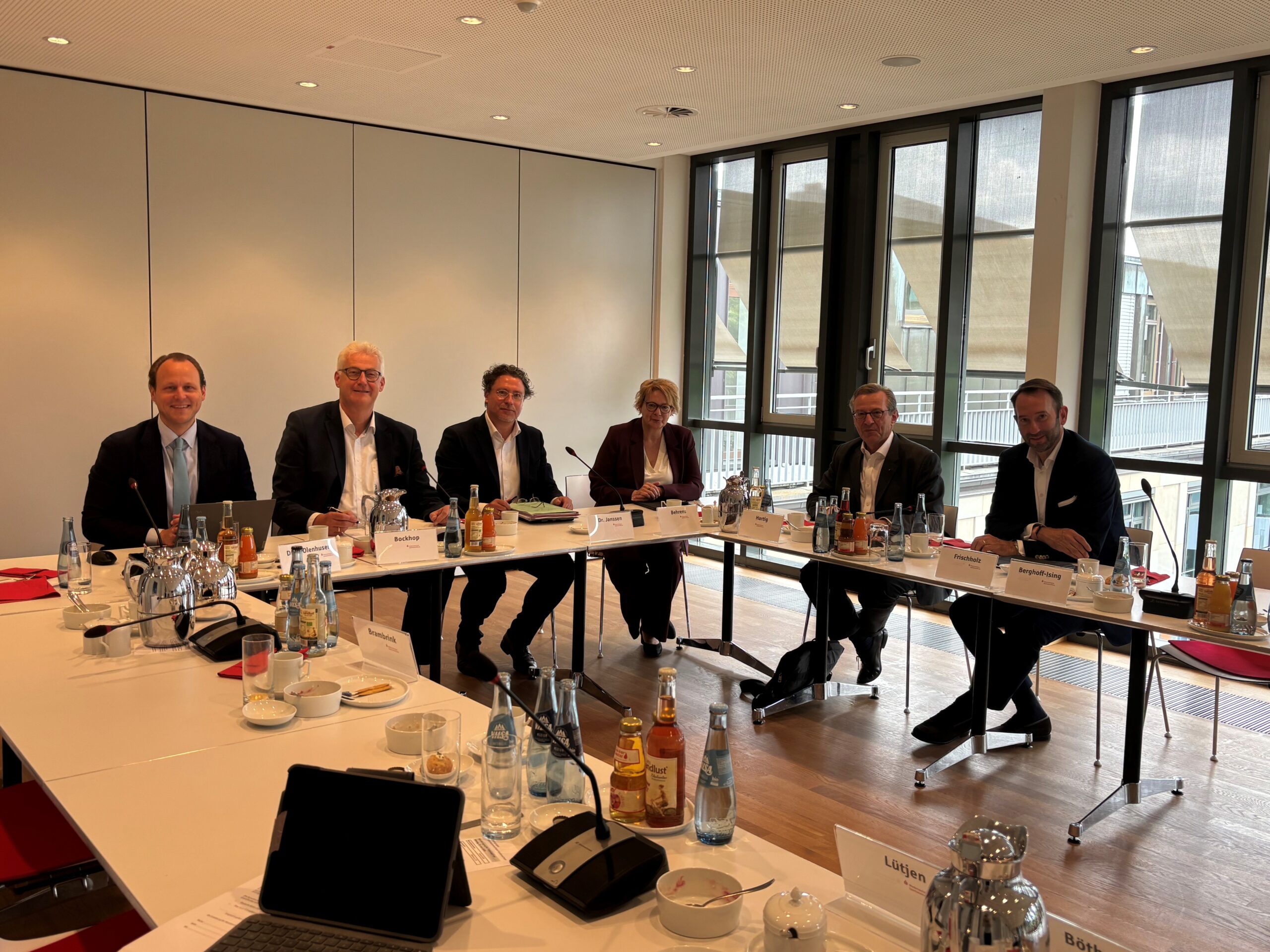 Der Vorstand der Niedersächsischen Sparkassenstiftung bei der Arbeit